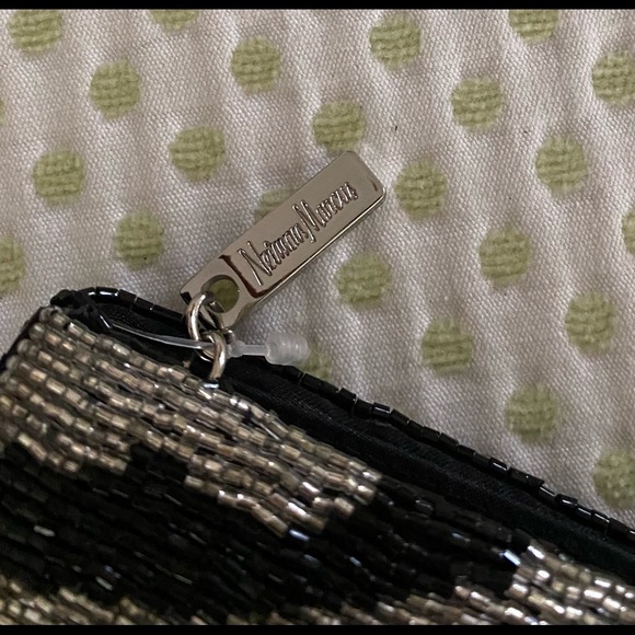 Neiman Marcus Zebra Beaded Purse - Picture 4 of 4